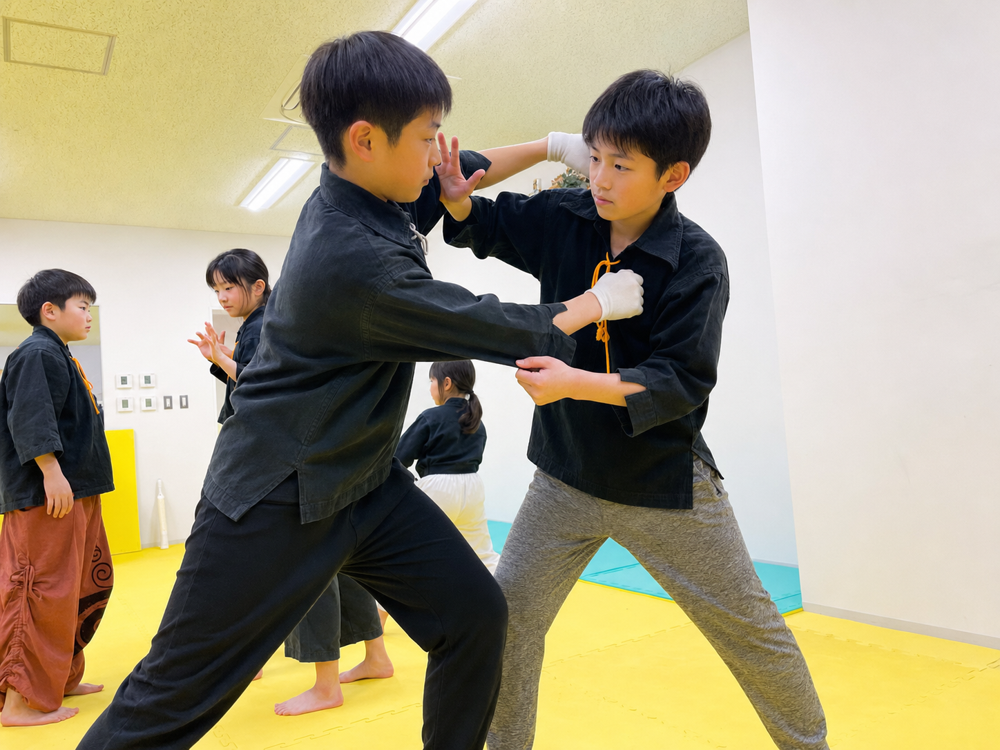 小学生・中学生の護身術稽古風景
