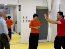 株式会社プレミアライフ様の企業向け護身術研修の様子